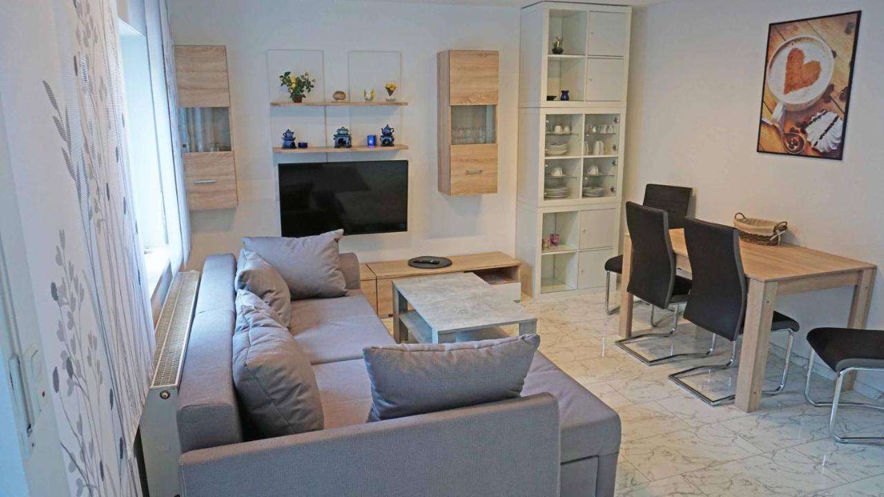 Ferienwohnung Wunderschoen Wurzburgo Exterior foto